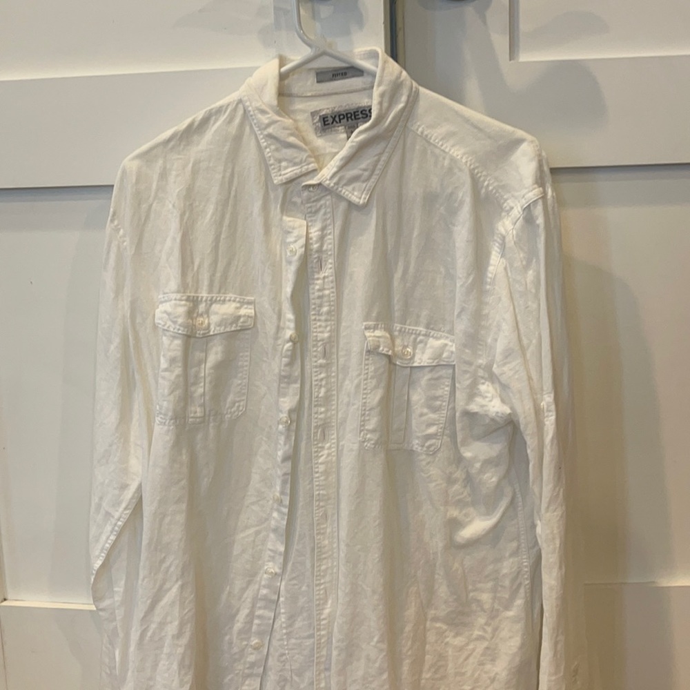 Men’s fitted White Shirt